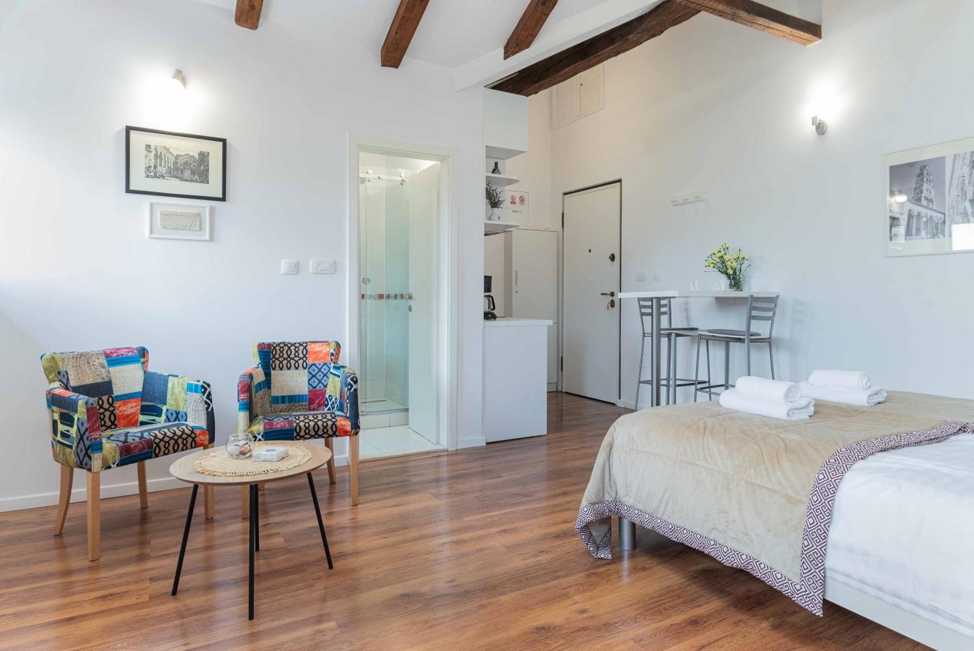 Apartment The Charm Split Exterior foto